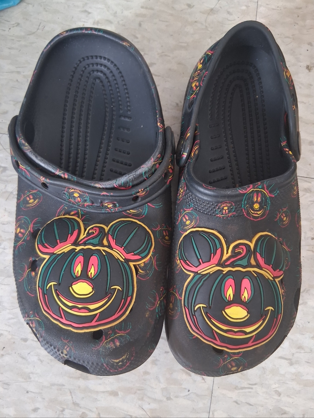 Kids/womens Black Casual Slip-On Shoes with Colorful Cartoon Design
